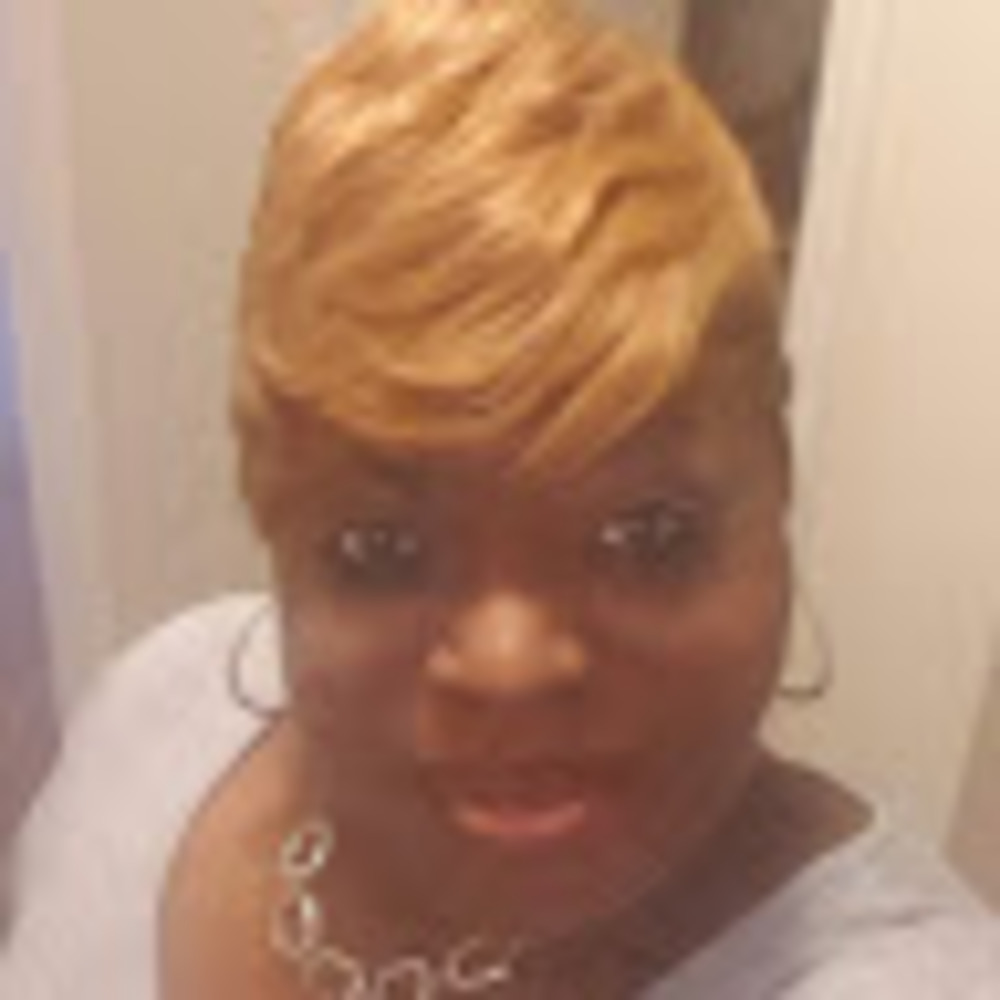 Meet your Posher, Quannetta